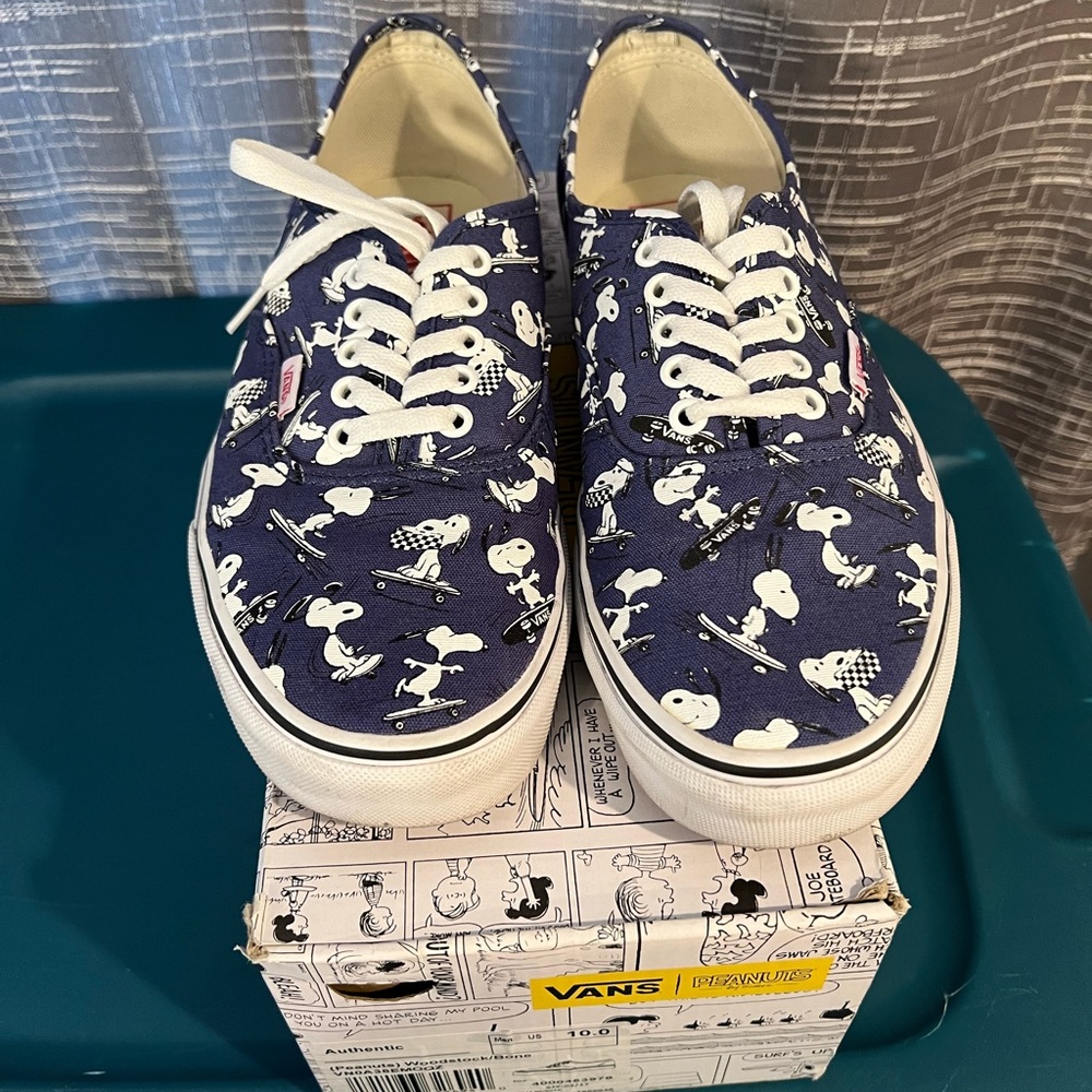 Vans & Peanuts snoopy Navy laced Sneakers